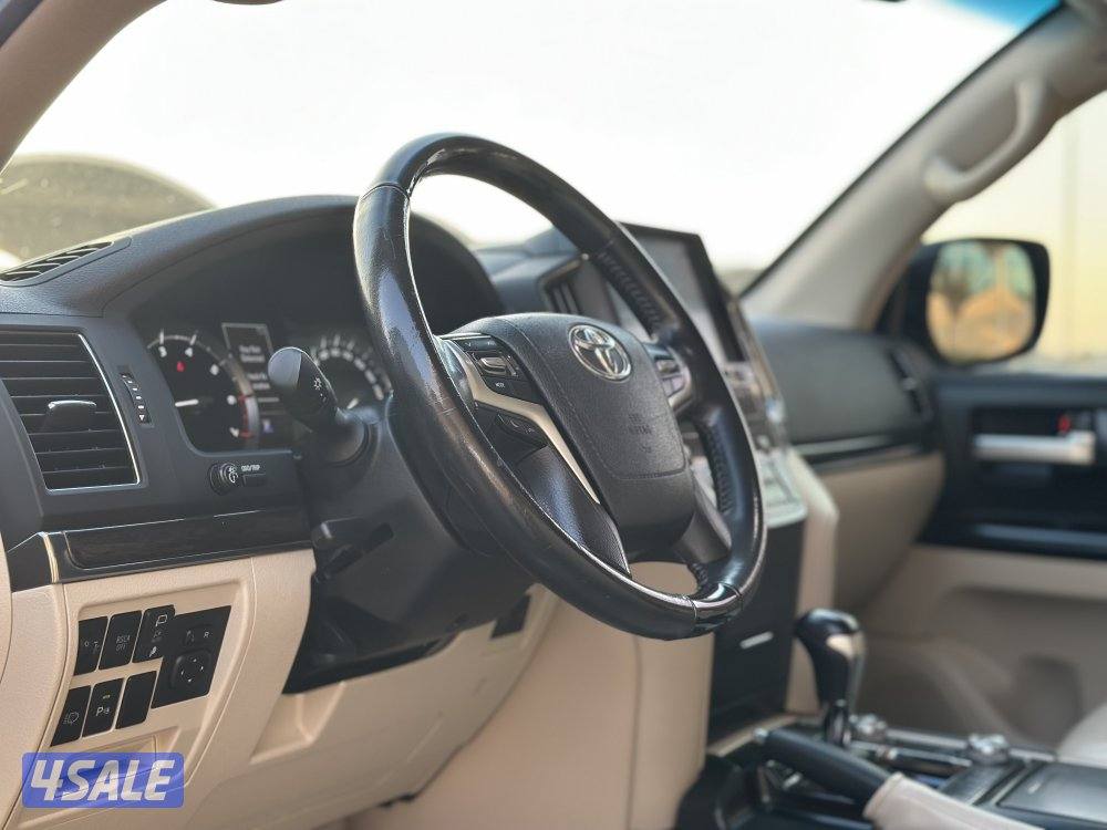 معرض القمة 🚩7