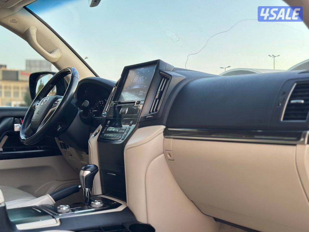 معرض القمة 🚩8