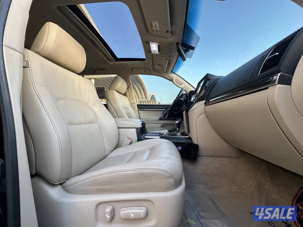 معرض القمة 🚩9