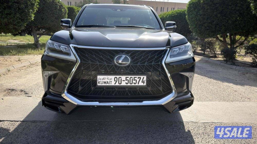 لكزش 2018 Lx درجة اولى لون اسود ملكي من الداخل جلد احمر2