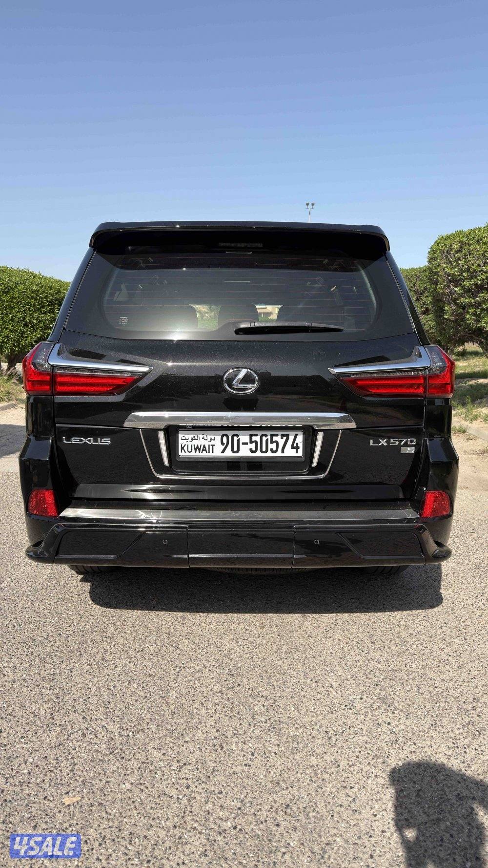 لكزش 2018 Lx درجة اولى لون اسود ملكي من الداخل جلد احمر5