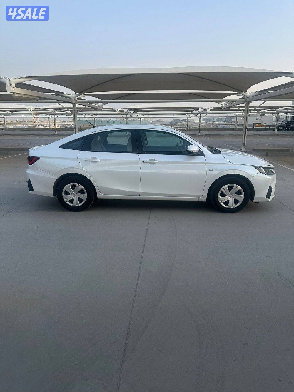 تيوتا يارس 20243