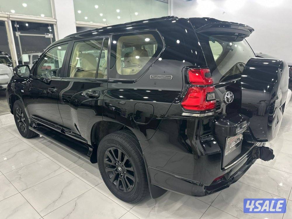 برادو VXميدانيا إديشن موديل ٢٠٢١ وارد الساير فل كامل ماشي ١٤٠ ألف كم3