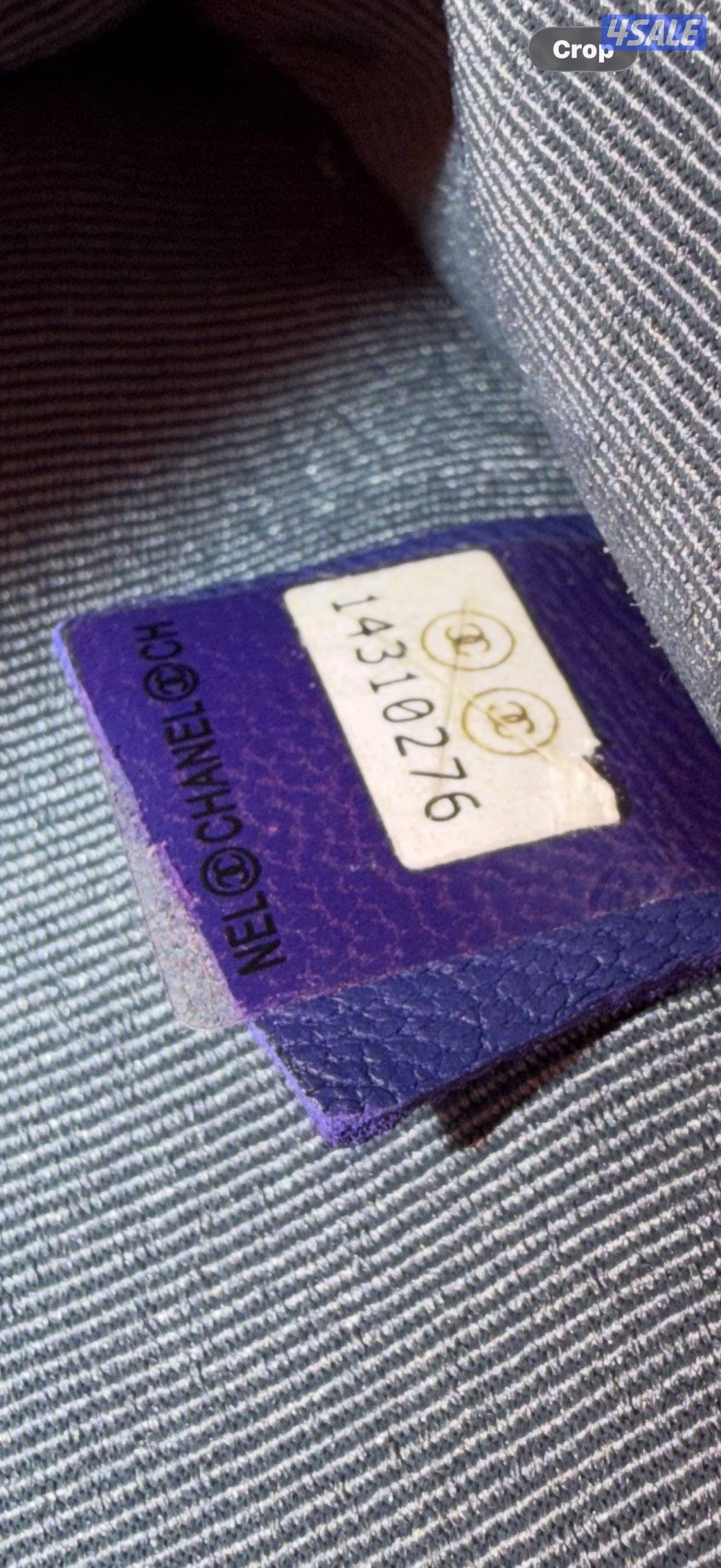 Used original velvet blue mini Chanel4