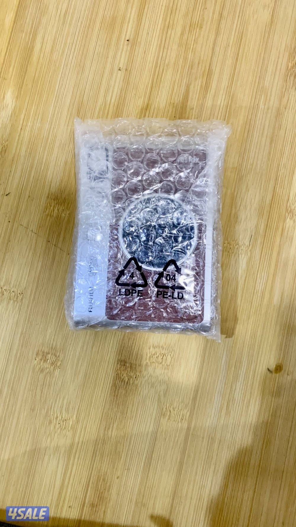 للبيع كاميرا  Fujifilm Instax Mini Evo   جديده كامله الاغراض خاص 🤍2