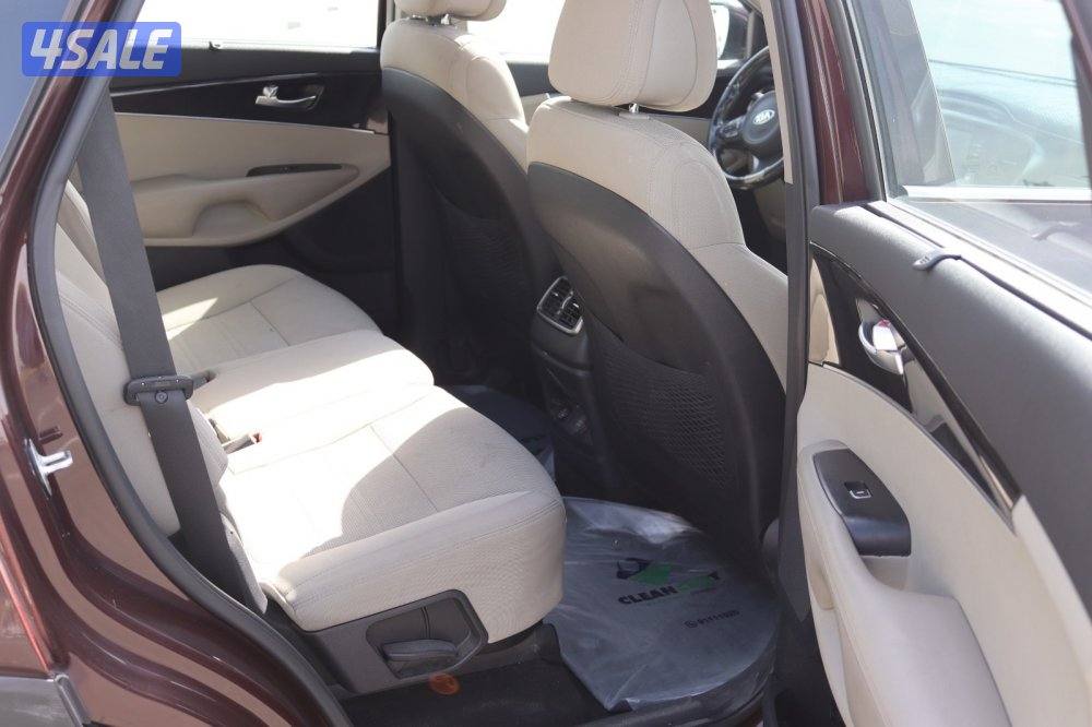 للبيع كيا سورينتو 2016  كامل المواصفات مالك ثاني9