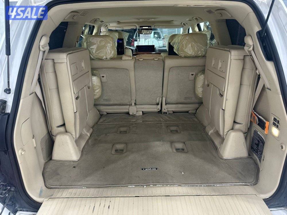 لكزس LX 570 موديل ٢٠١٦ وارد قطر الدرجه الأولى ماشي ١٧٨ ألف كم8