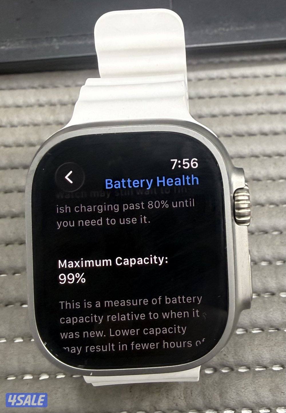 Apple Watch Ultra 2 GPS + Cellular 49mm Titanium Used.4