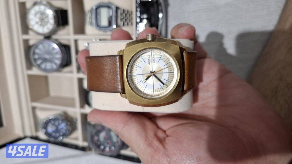 مجموعة ساعات رجالية مع حافظة ساعات11