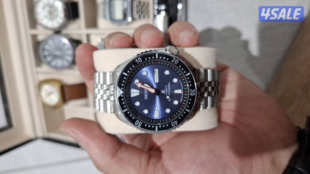 مجموعة ساعات رجالية مع حافظة ساعات10