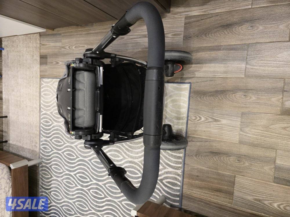 عربانه اطفال كالجديد حالتها فوق الممتاز4