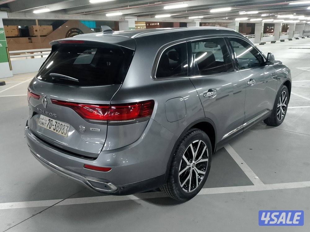 للبيع رينو كليوس موديل 2023 فل اوبشن درجه اولى4