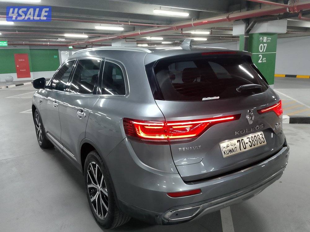 للبيع رينو كليوس موديل 2023 فل اوبشن درجه اولى9