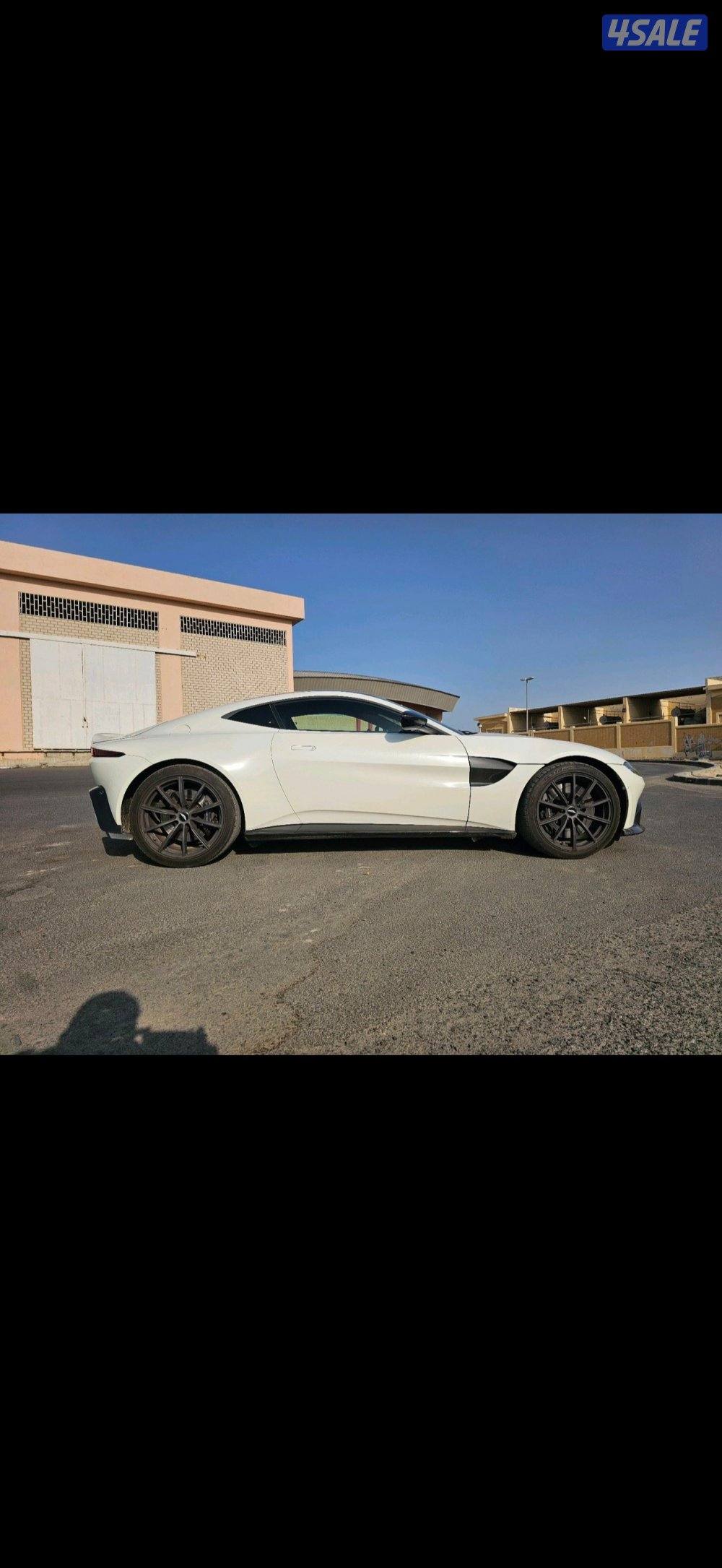 ASTONMARTIN Vantage3