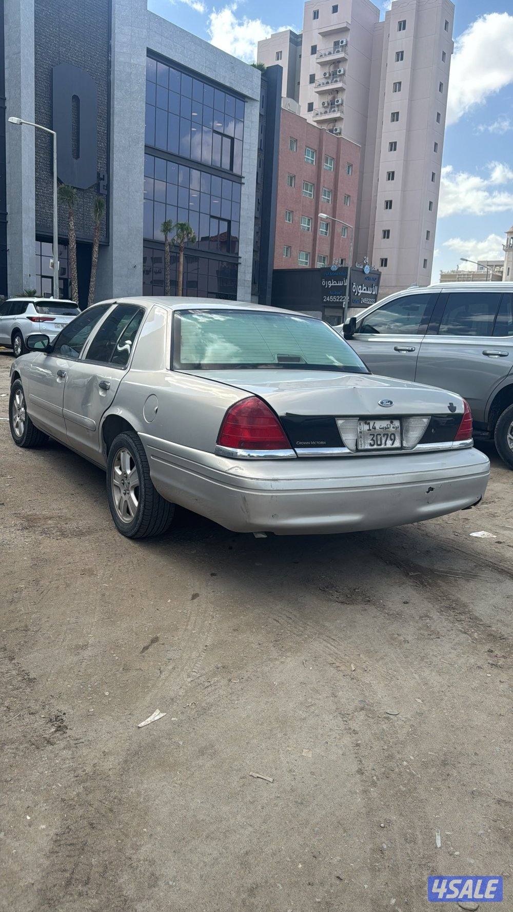 فورد فكتوريا0