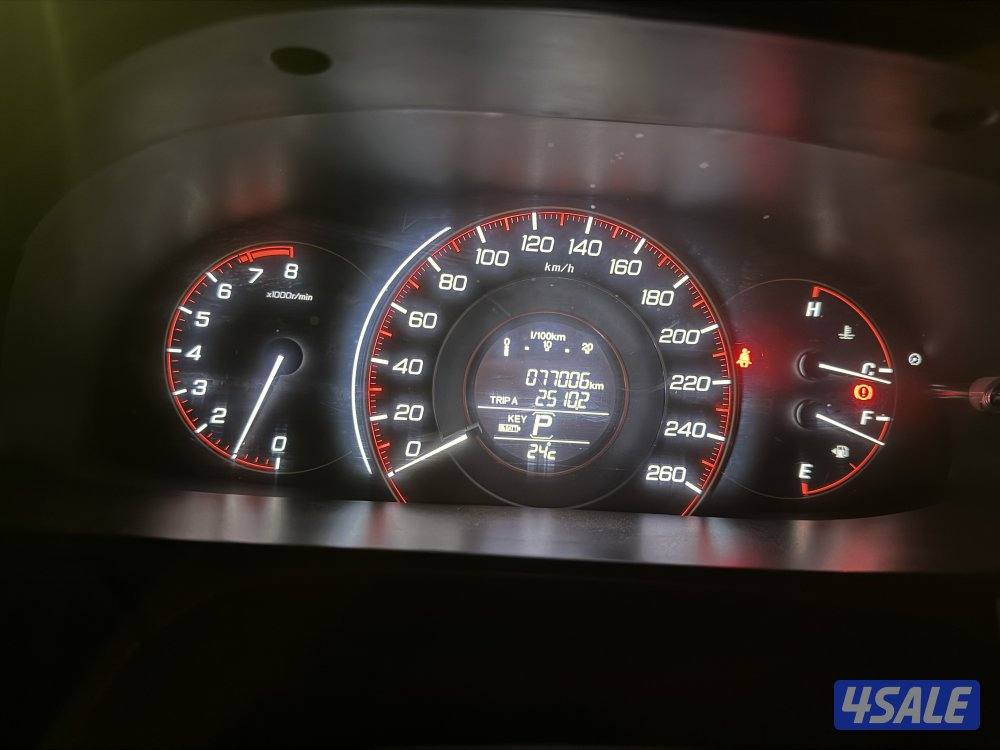 هوندا اكورد 6 سلندر2