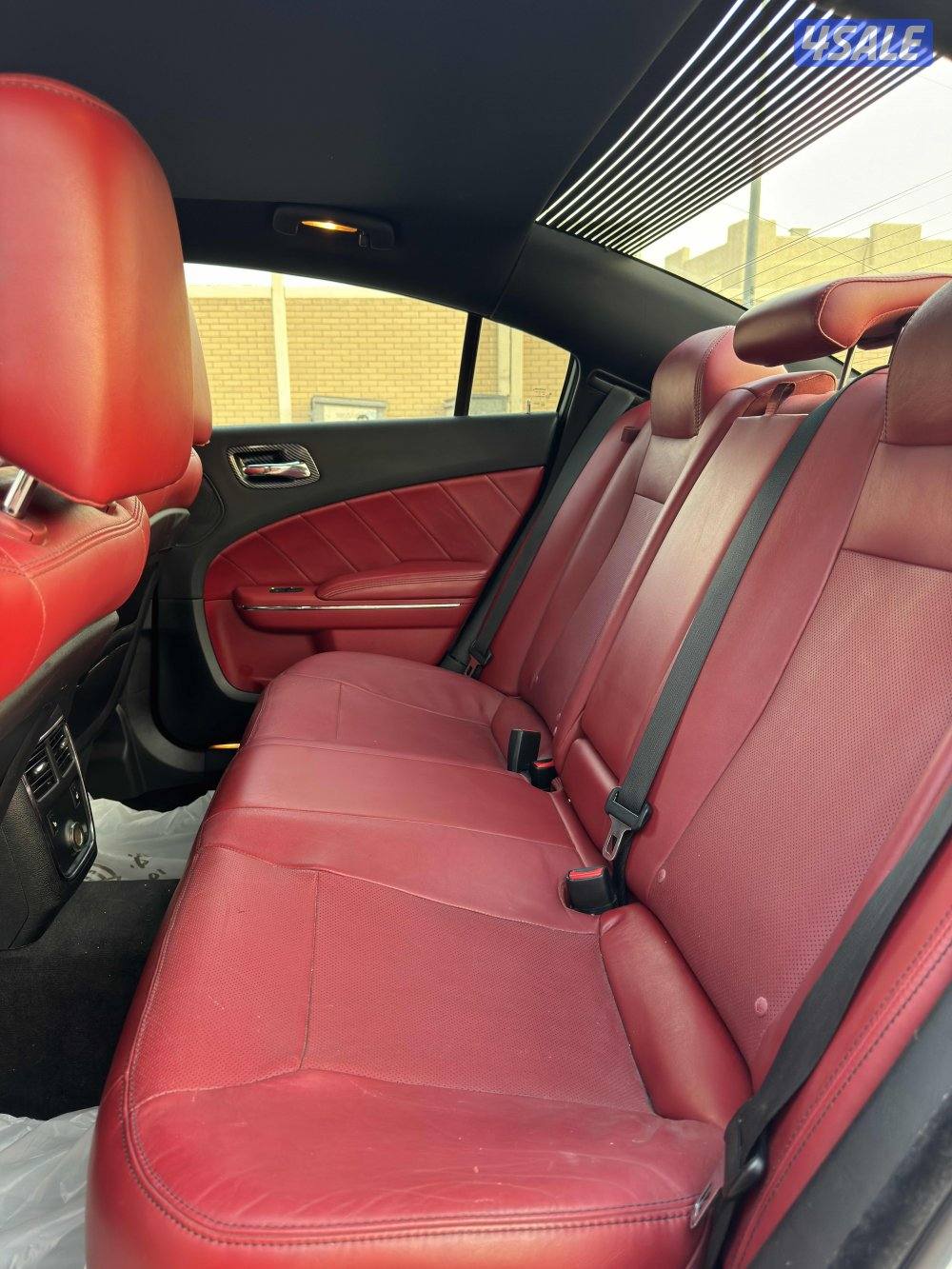 للبيع تشارجر RT موديل 20136