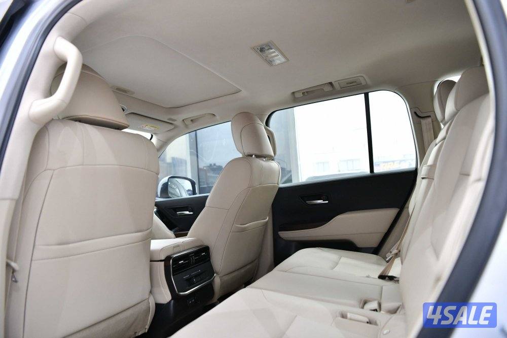 تويوتا لاندكروزر GXR ايرو اس4