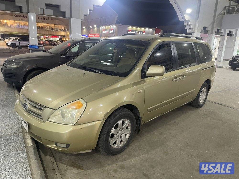 للبيع كيا كارنفل 20100