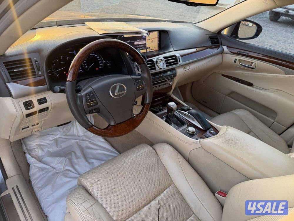 لكزس 2016 حجم LS4606