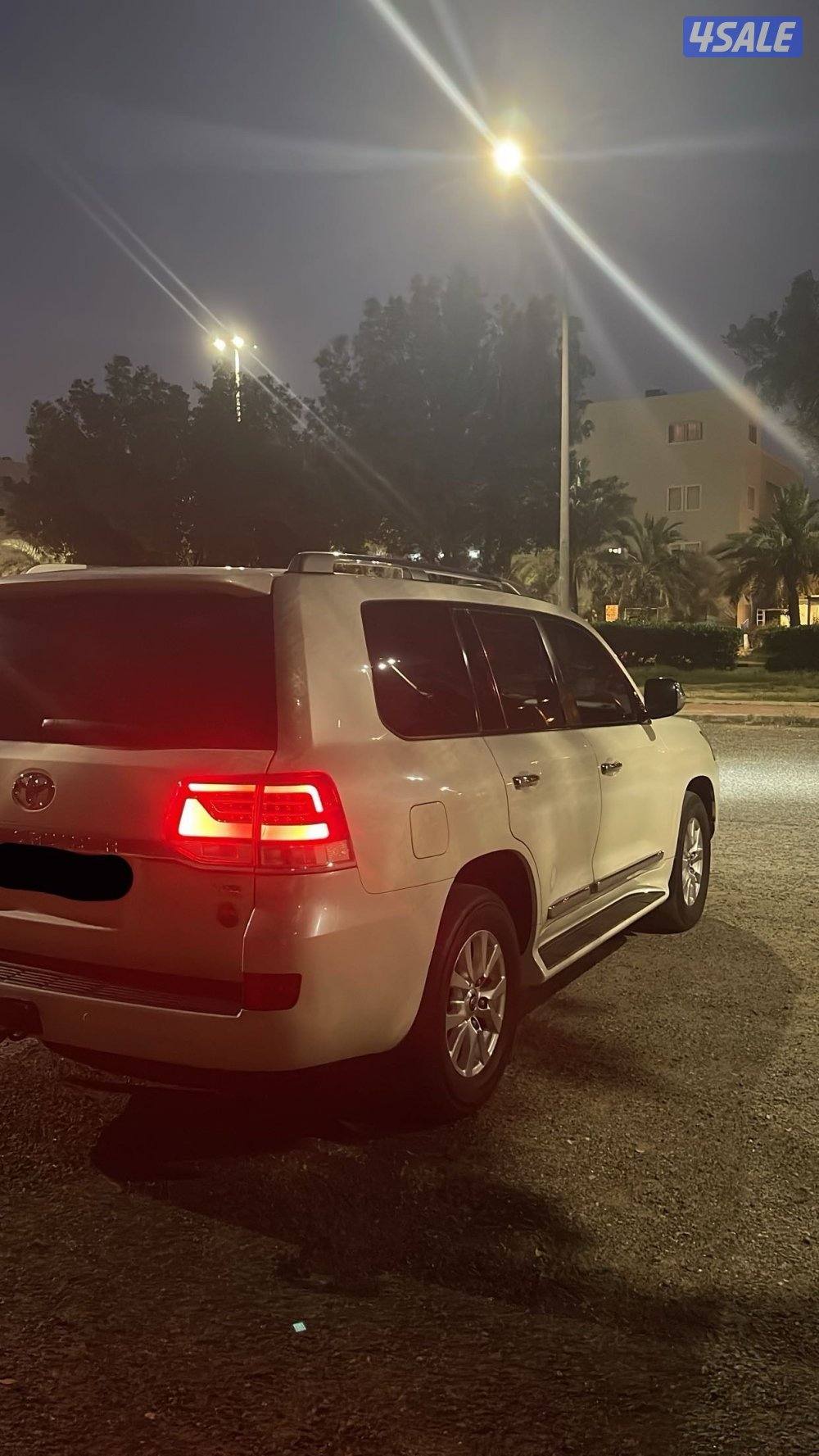 للاندكروزر Gxr1