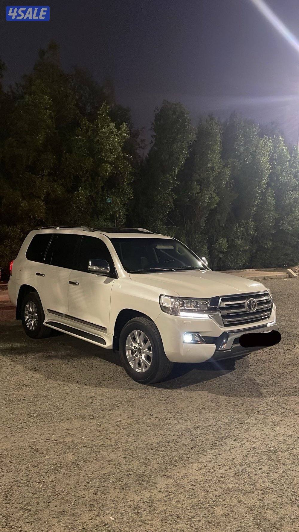 للاندكروزر Gxr8