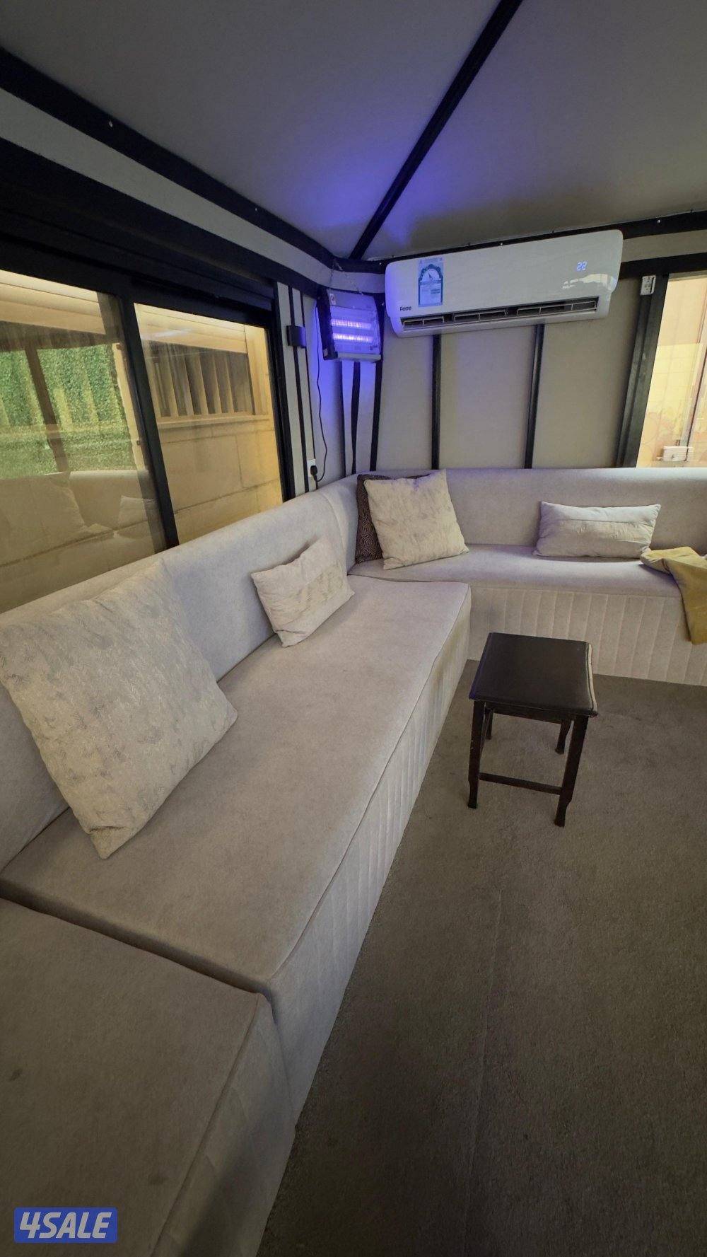 للبيع خيمه شامله القنفات قابل للمساومة الحجم سته في خمسه2