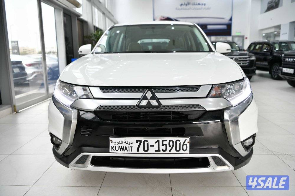 ميتسوبيشي اوتلاندر1