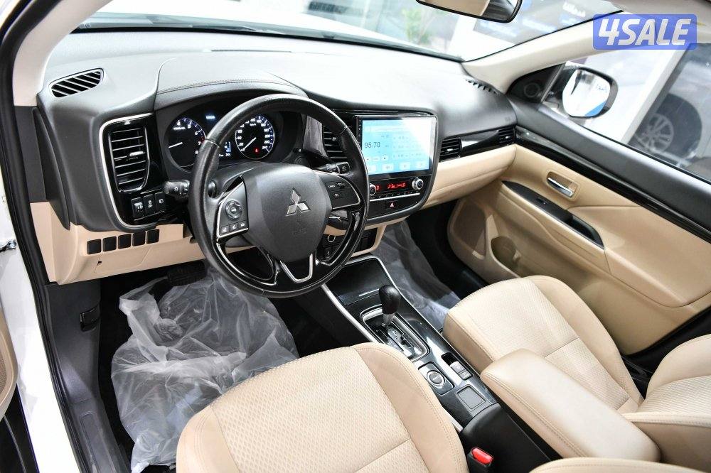 ميتسوبيشي اوتلاندر5