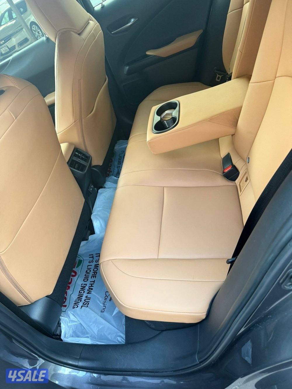 لكزس UX 300 هايبرد5