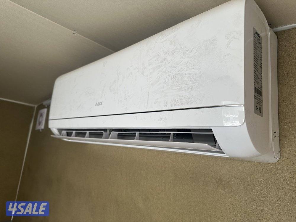 بيت للكلاب مع تكييف وتهوية. لم يتم استخدامه. سعر الجديد على 550 دك.1