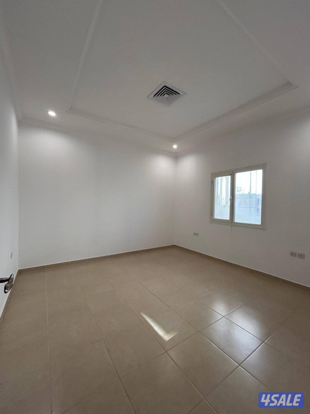 شقة للإيجار في سلوى - موقع مميز وخدمات متكاملة5