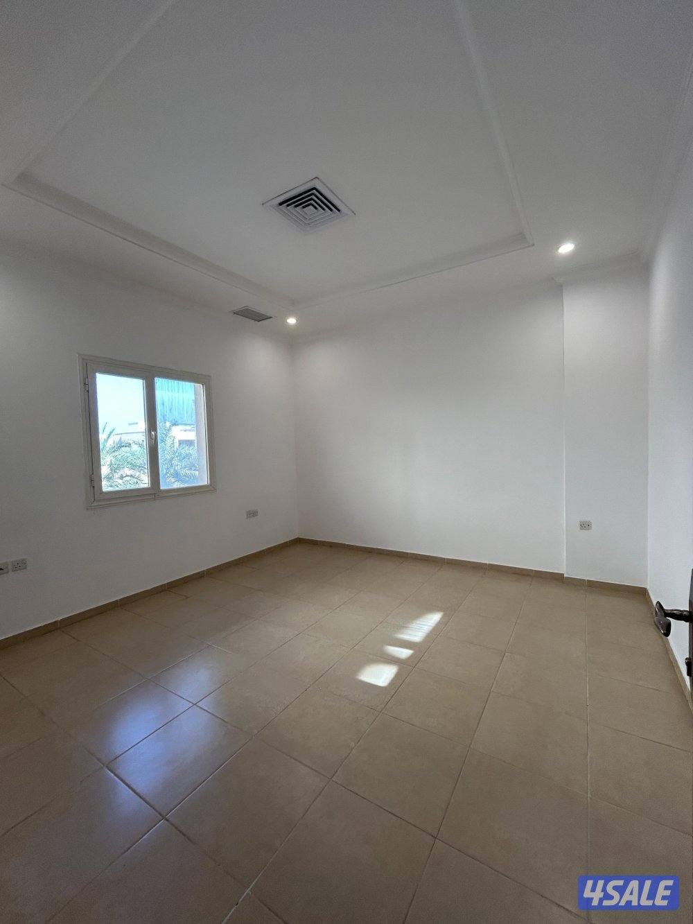 شقة للإيجار في سلوى - موقع مميز وخدمات متكاملة8