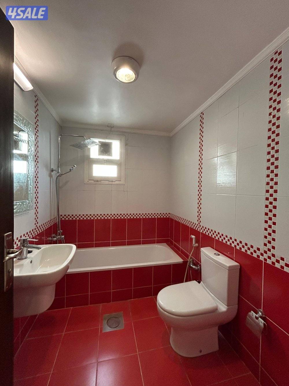 شقة للإيجار في سلوى - موقع مميز وخدمات متكاملة11