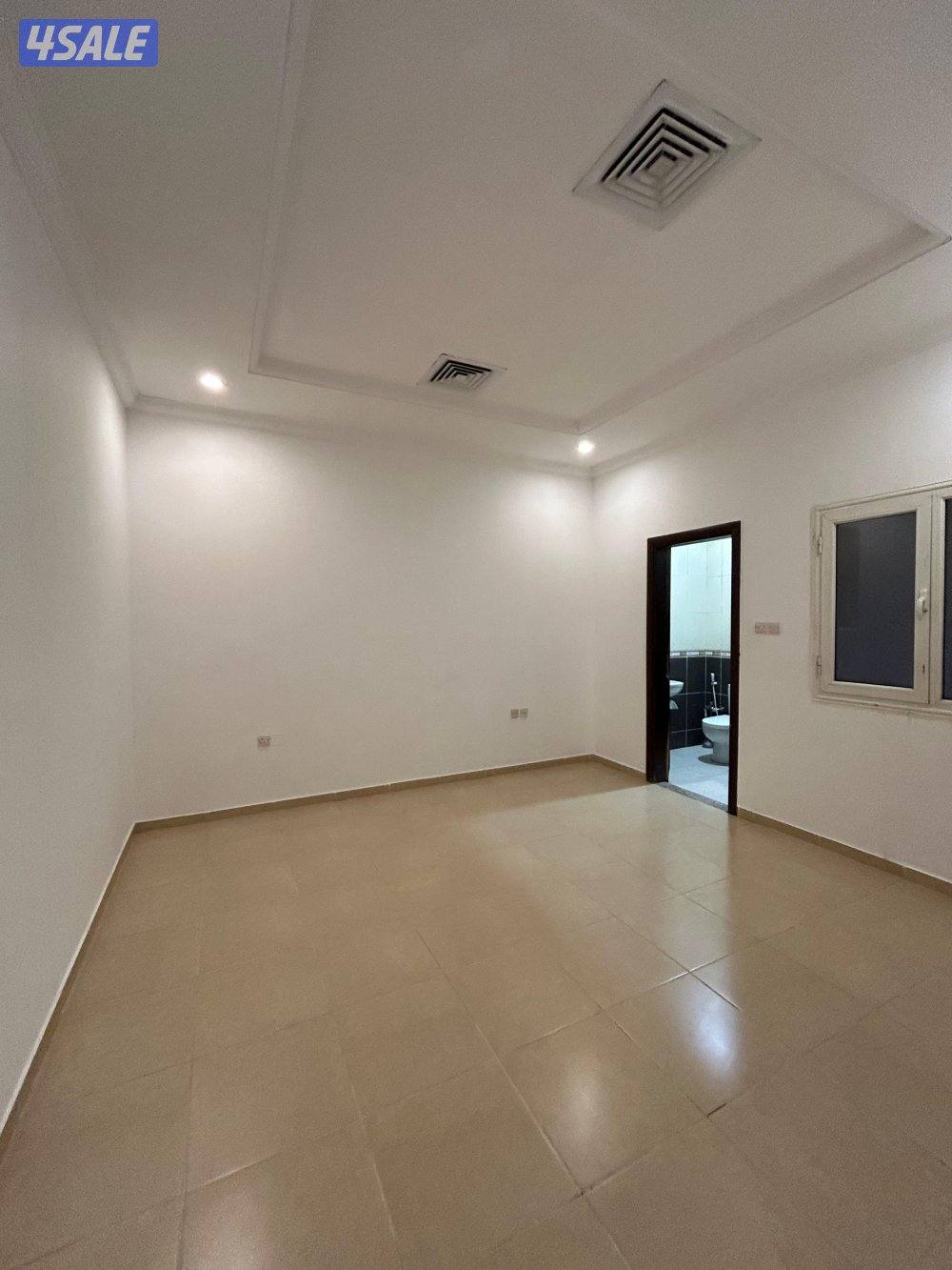شقة للإيجار في سلوى - موقع مميز وخدمات متكاملة10