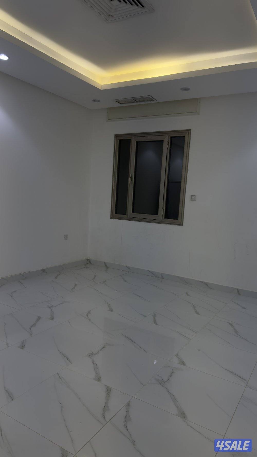 للإيجار شقة في المسايل قطعة ٥5