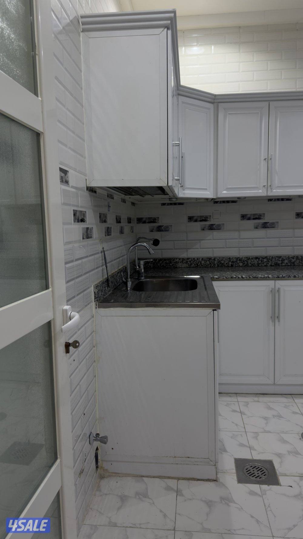 للإيجار شقة في المسايل قطعة ٥7