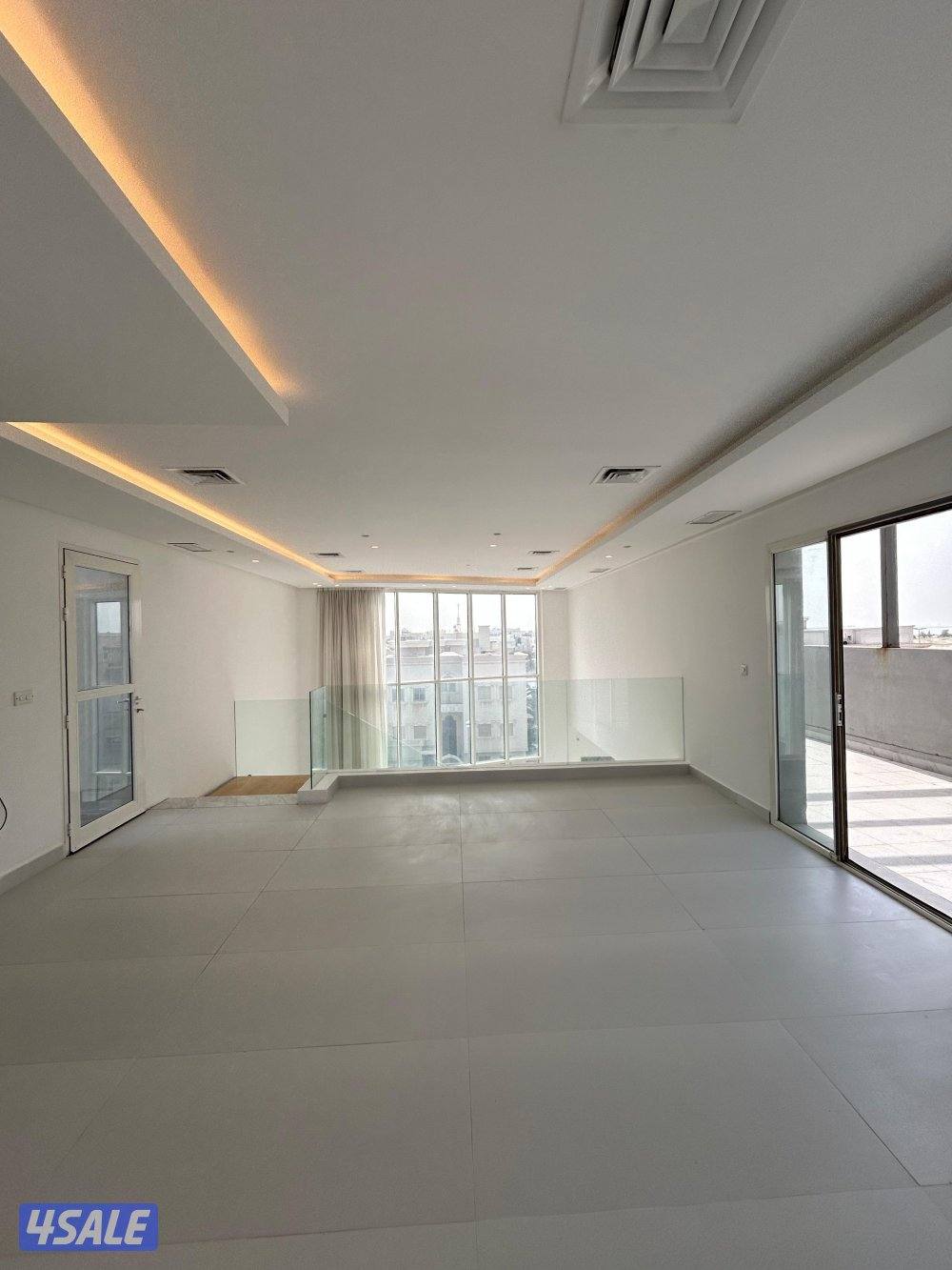 دوبلكس للإيجار فى غرناطة - إطلالة بحر مباشرة مع مسبح خاص6