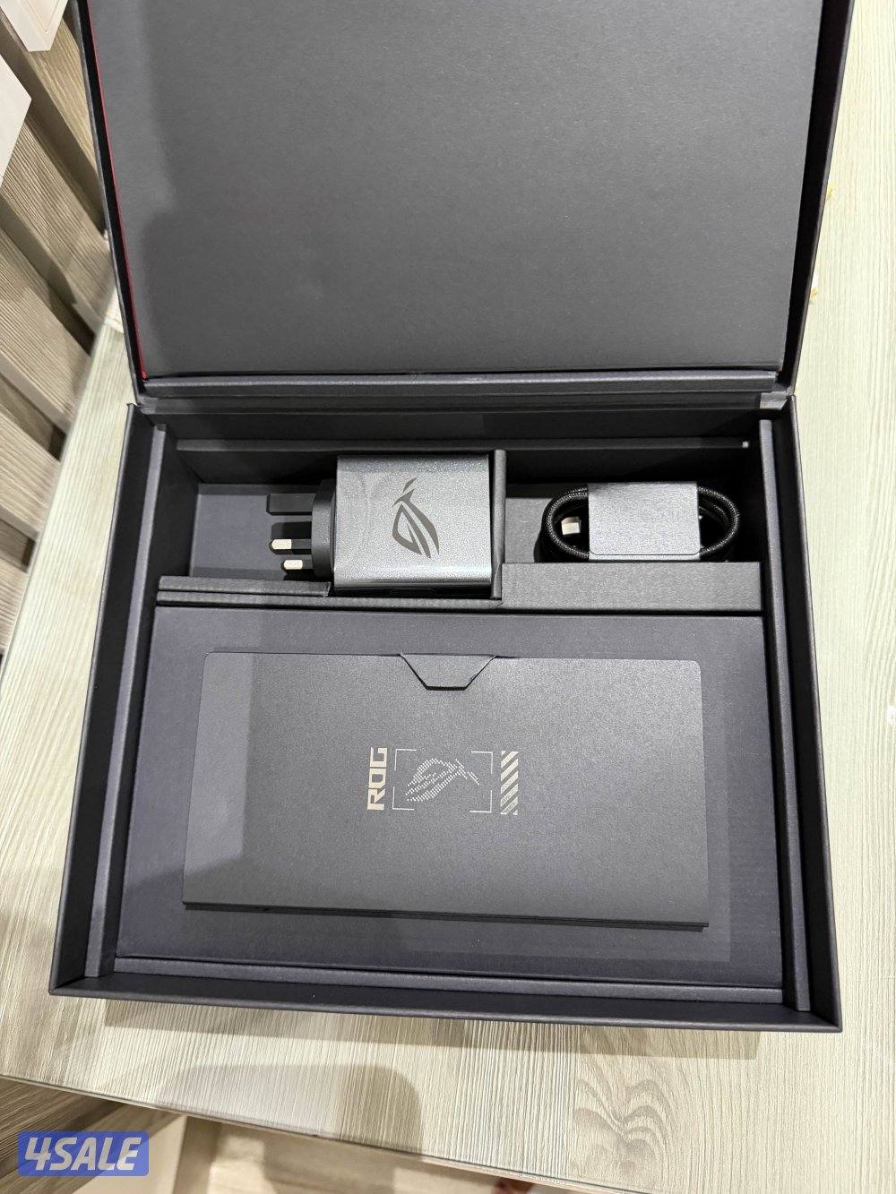 للبيع ASUS ROG Phone 9 Pro Global2