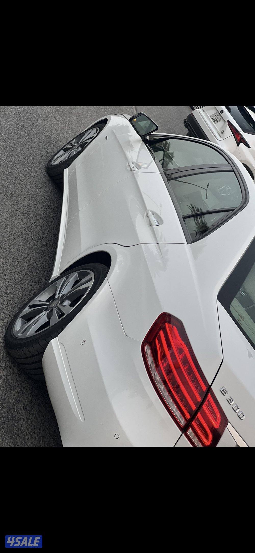 مرسيدس البشر نظيف جدا عداد قليل 94 الف استعمال خفيف  صبغ قطعتين تجميل1