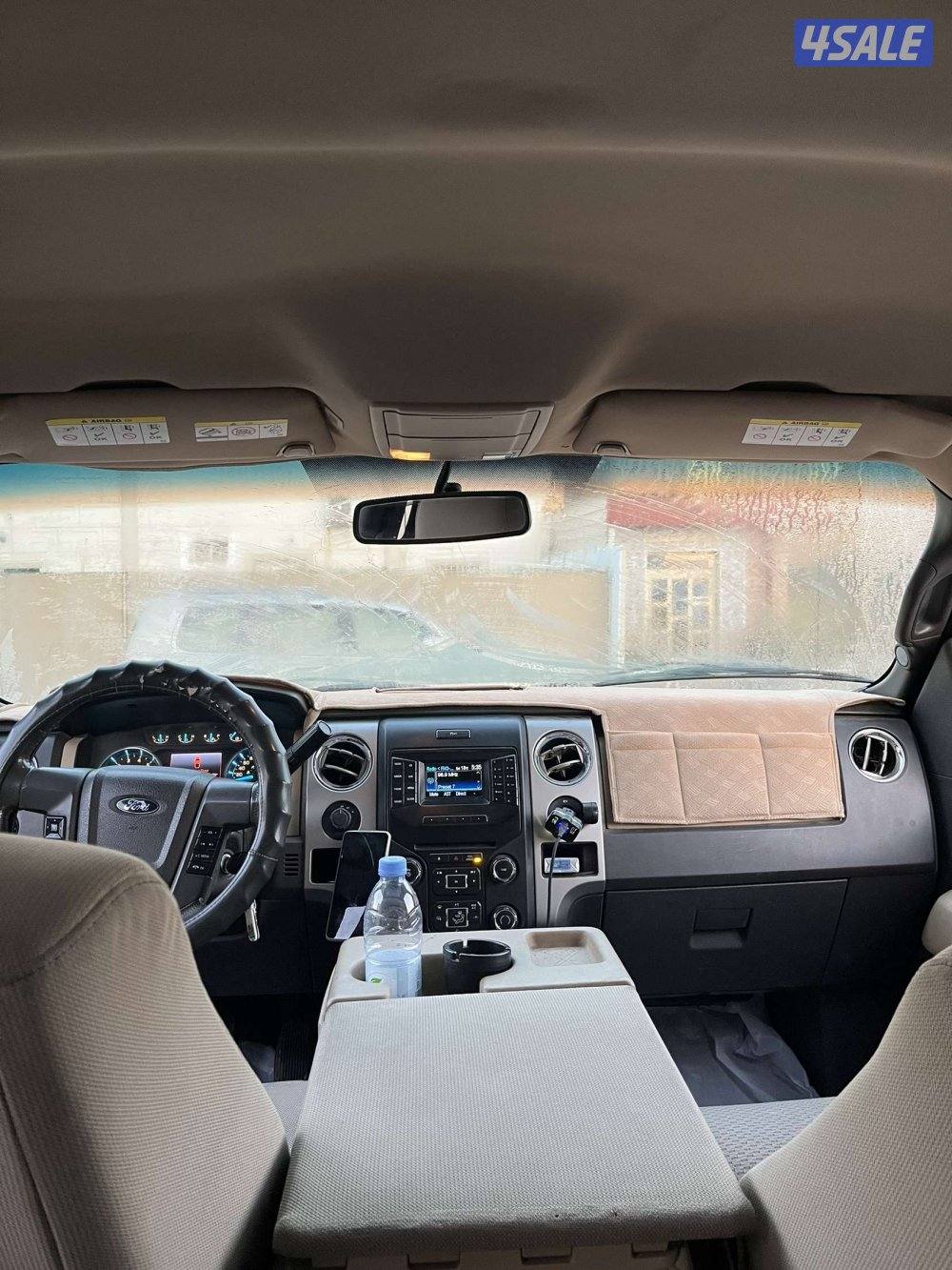 للبيع وانيت F-150 موديل 20144