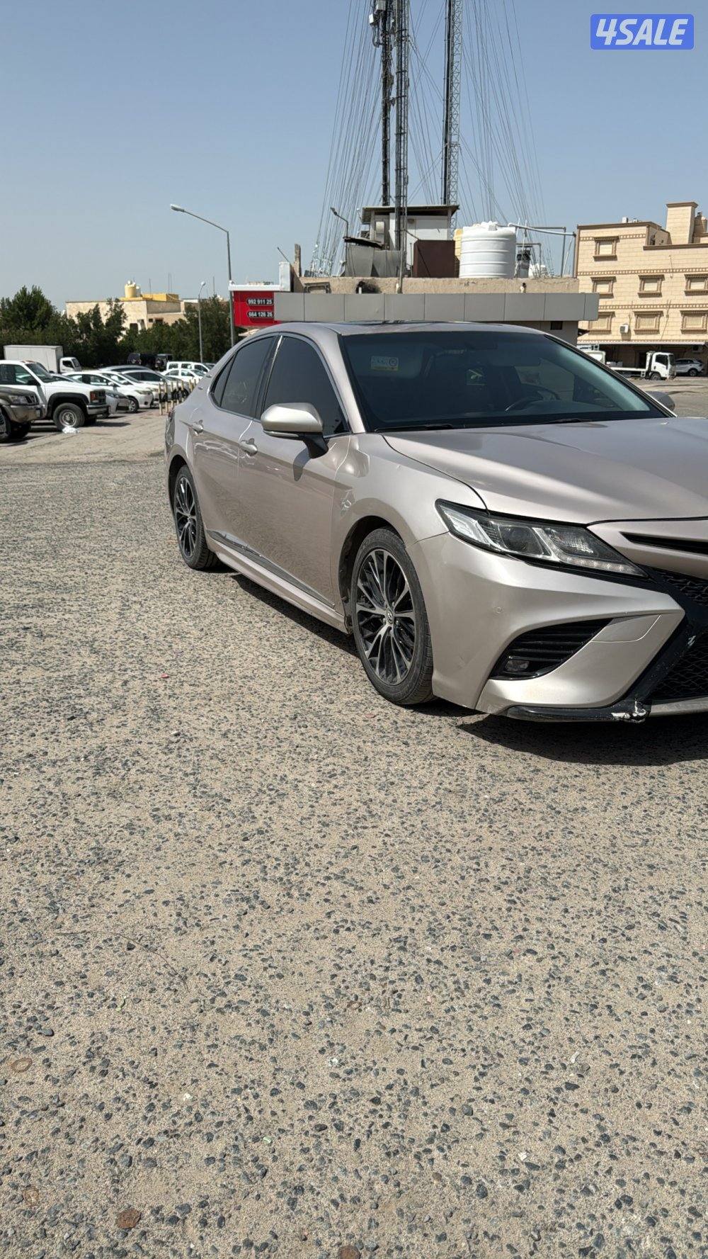 تيوتا كامري سبورت ٢٠١٨0