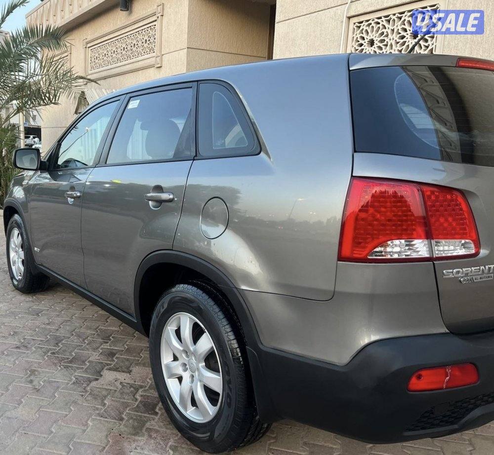 كيا سورينتو موديل 20131