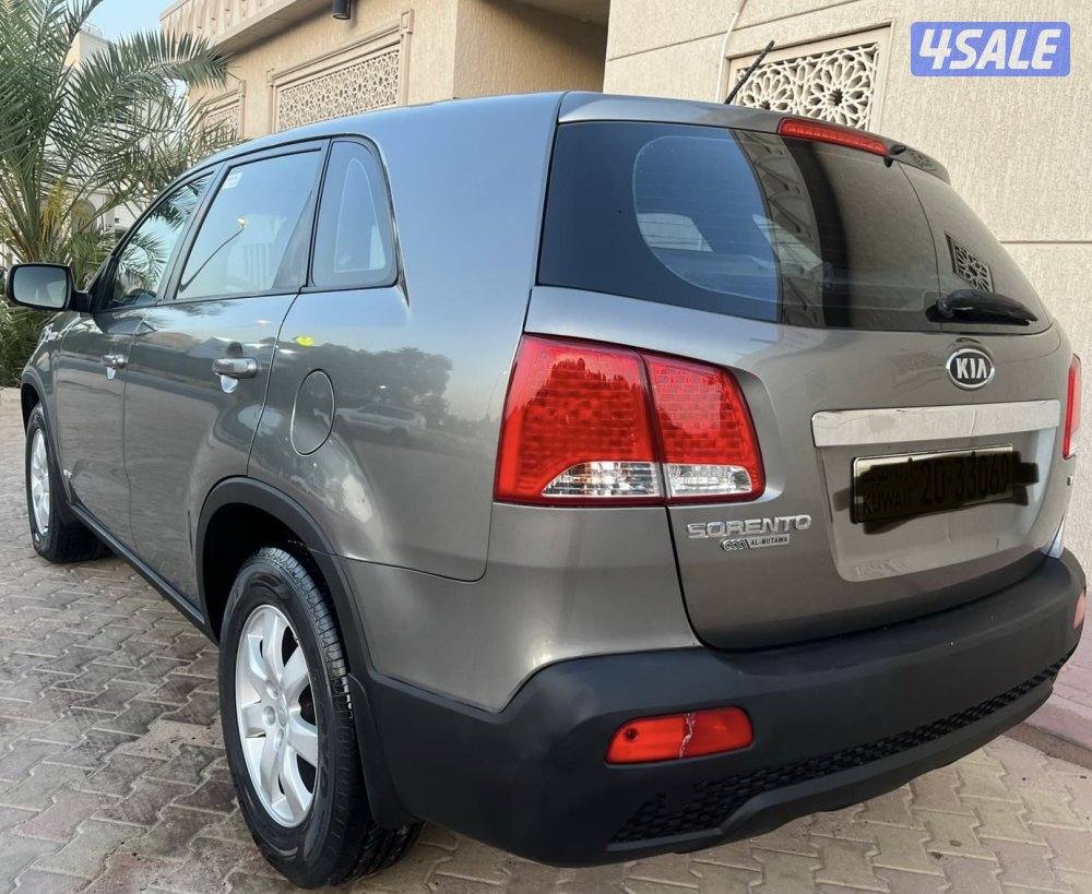 كيا سورينتو موديل 20134