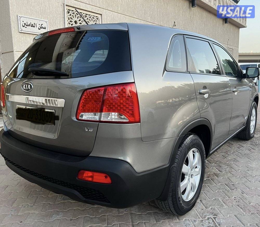 كيا سورينتو موديل 20135