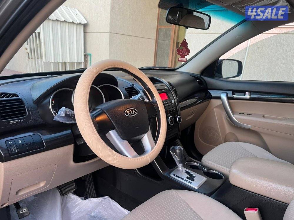 كيا سورينتو موديل 20136