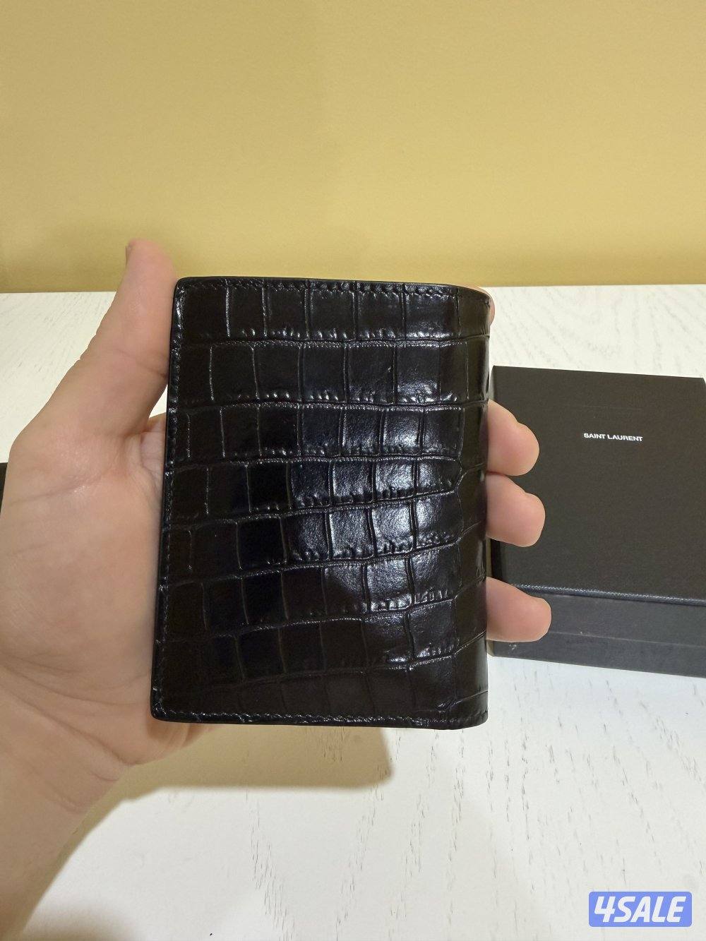 بوك سالوران4