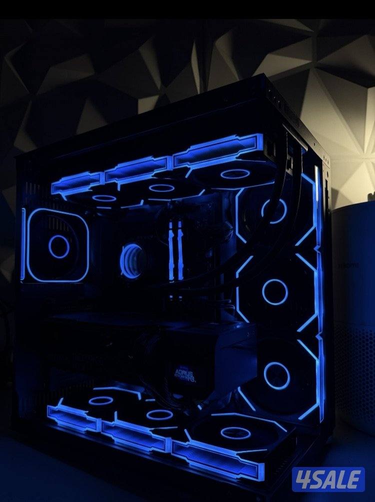 للبيع بي سي مواصفاته عاليه حق ستريمنق في العاب حلوه ب ستيم0