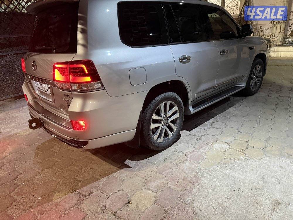 لاند كروزر 20211