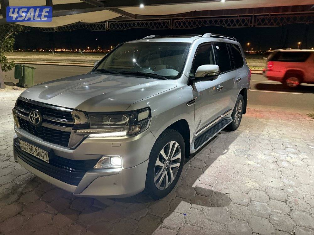 لاند كروزر 20213